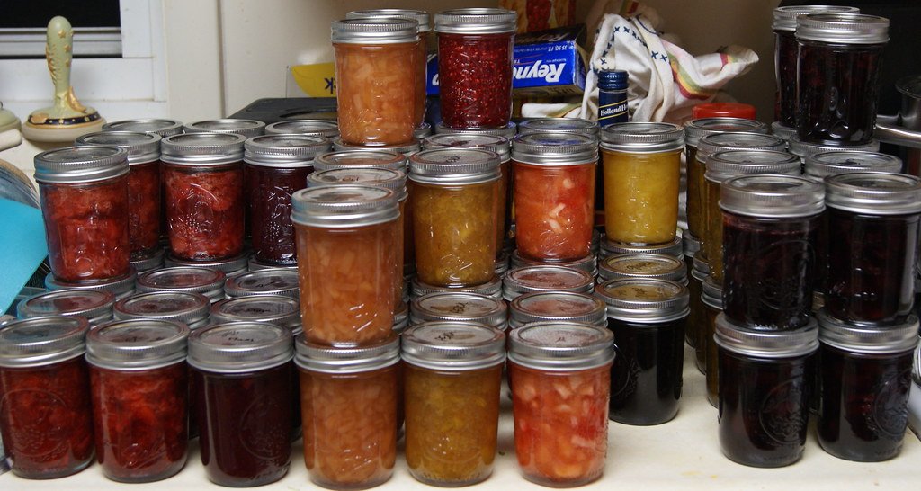 Geleia de pimenta biquinho: suave, doce e vermelha